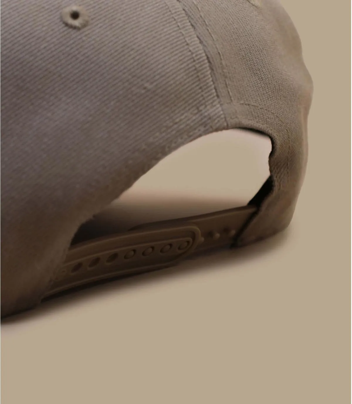 Cappello da baseball beige dei BlackhawksCappellini MVP Sure Shot Snapback Blackhawks khaki     