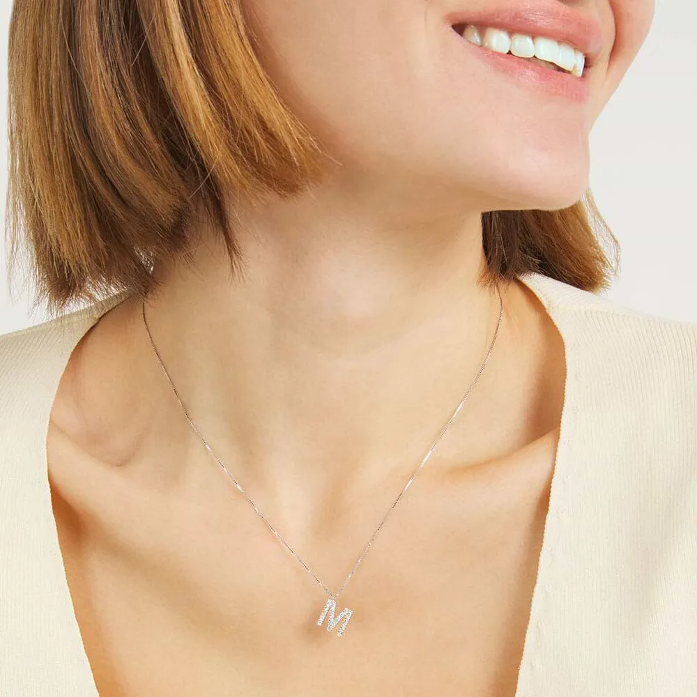 Collana Lettera M Diamond Letters Oro Bianco 750/1000 Maglia Veneziana Diamante Bianco 0,115 ct 40 + 2 cm 1673204