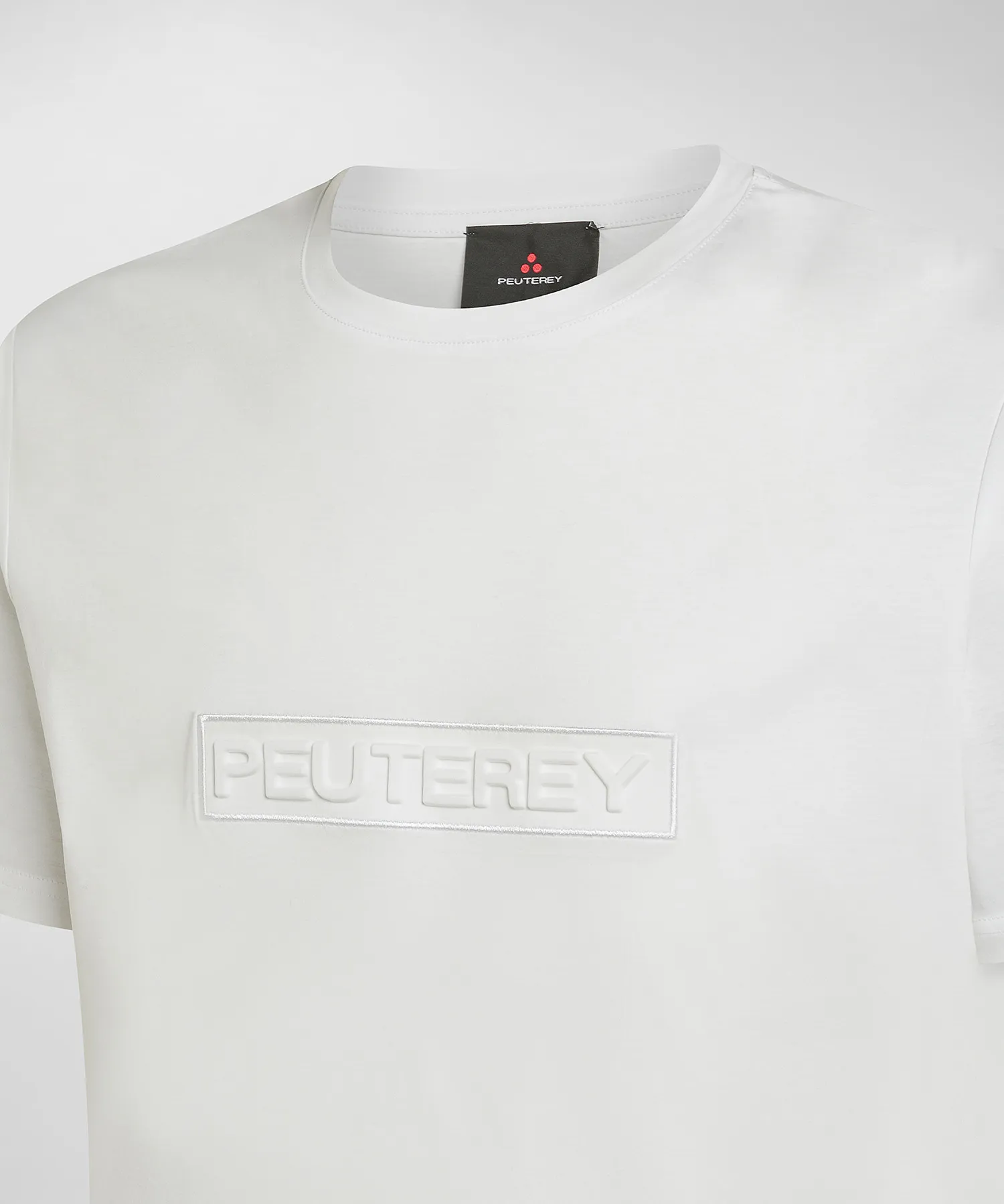 T-shirt con scritta in rilievo